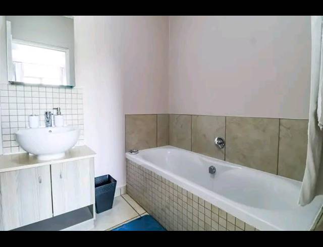 2 BEDROOM APARTMENT FOR SALE IN RIVONIA